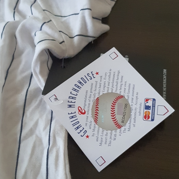 New York Yankees size L New ERA NWT fan MLB - Picture 2 of 4